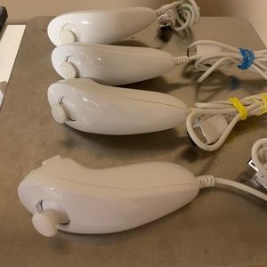 Lot of 4 OEM Nintendo Wii Nunchuck's
